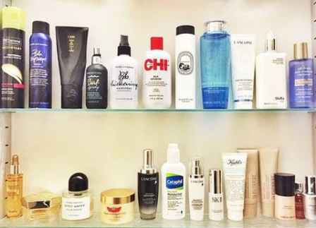 化妆品放在卫生间好吗？警惕这五个误区，正确存放呵护肌肤